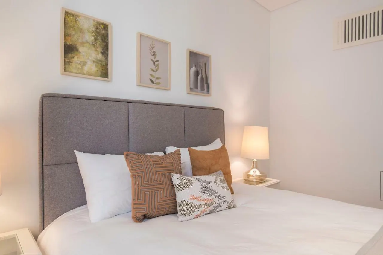 Lovelystay - Hidden Oasis With River View Lisbon